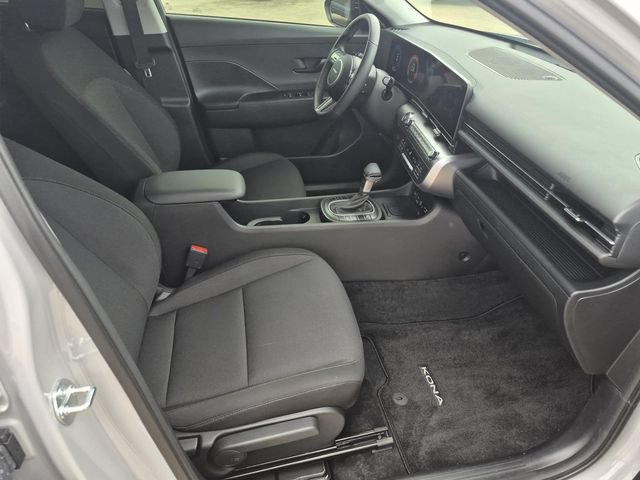 Used 2026 Hyundai Kona SEL Sport FWD image 9