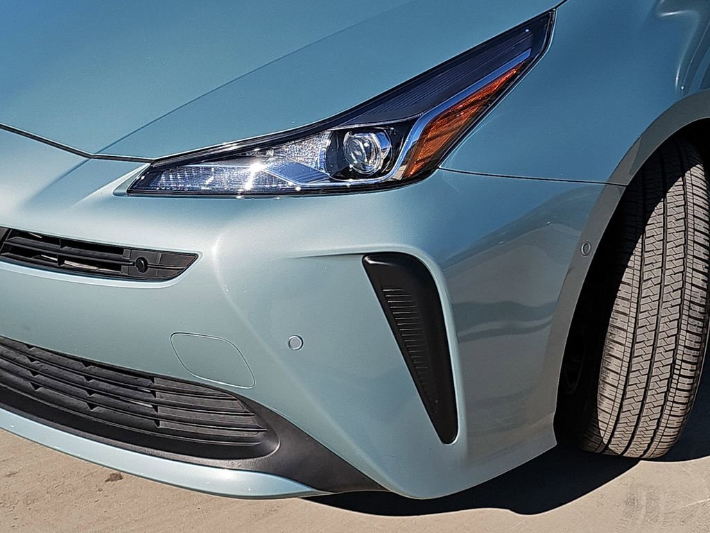 Used 2020 Toyota Prius LE image 33