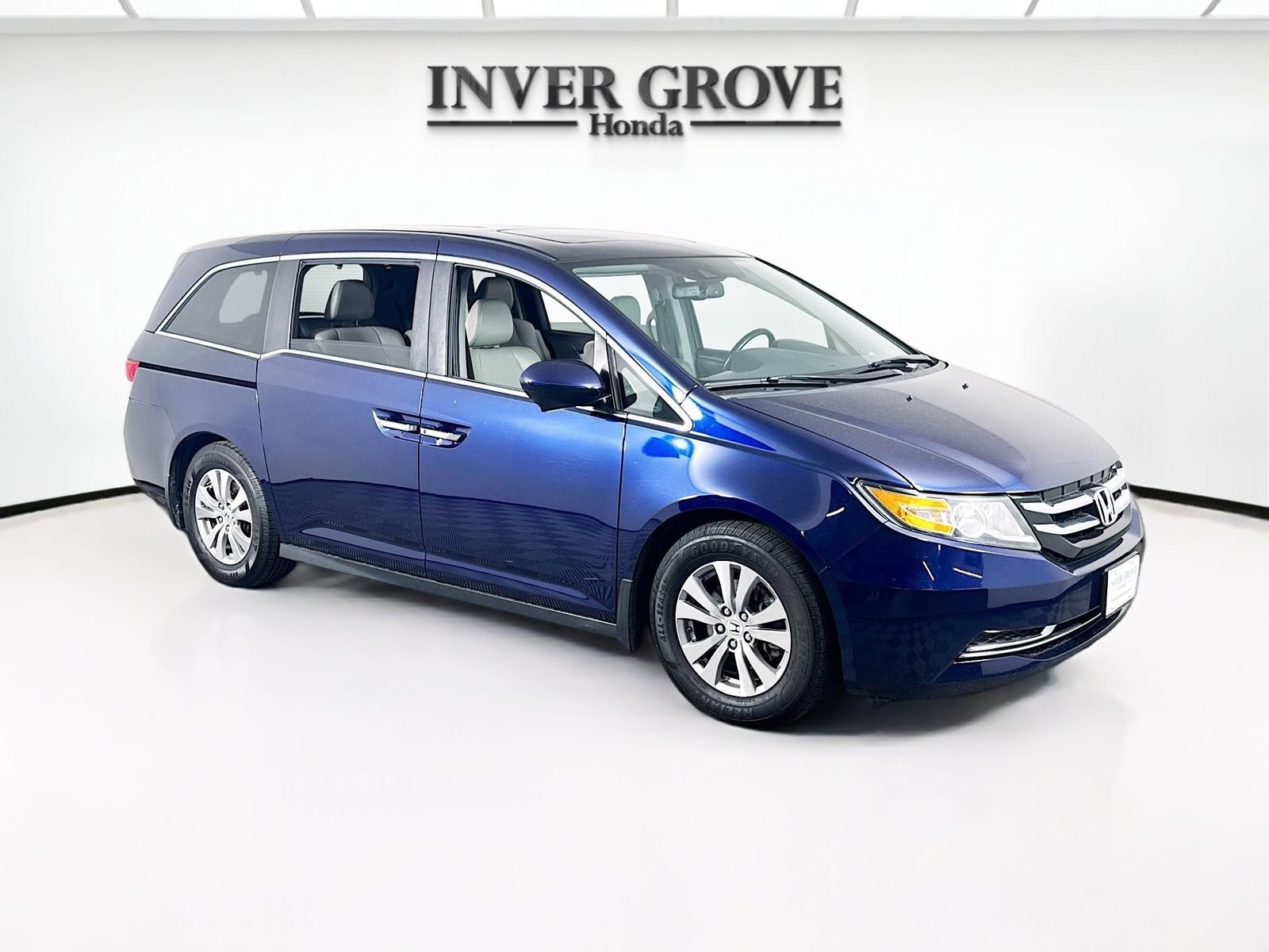 Used 2017 Honda Odyssey EX-L image 3