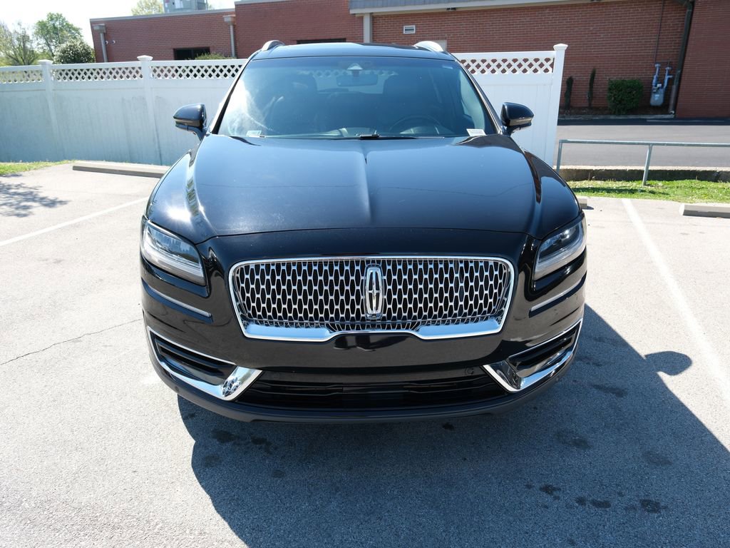 Used 2019 Lincoln Nautilus Reserve image 12