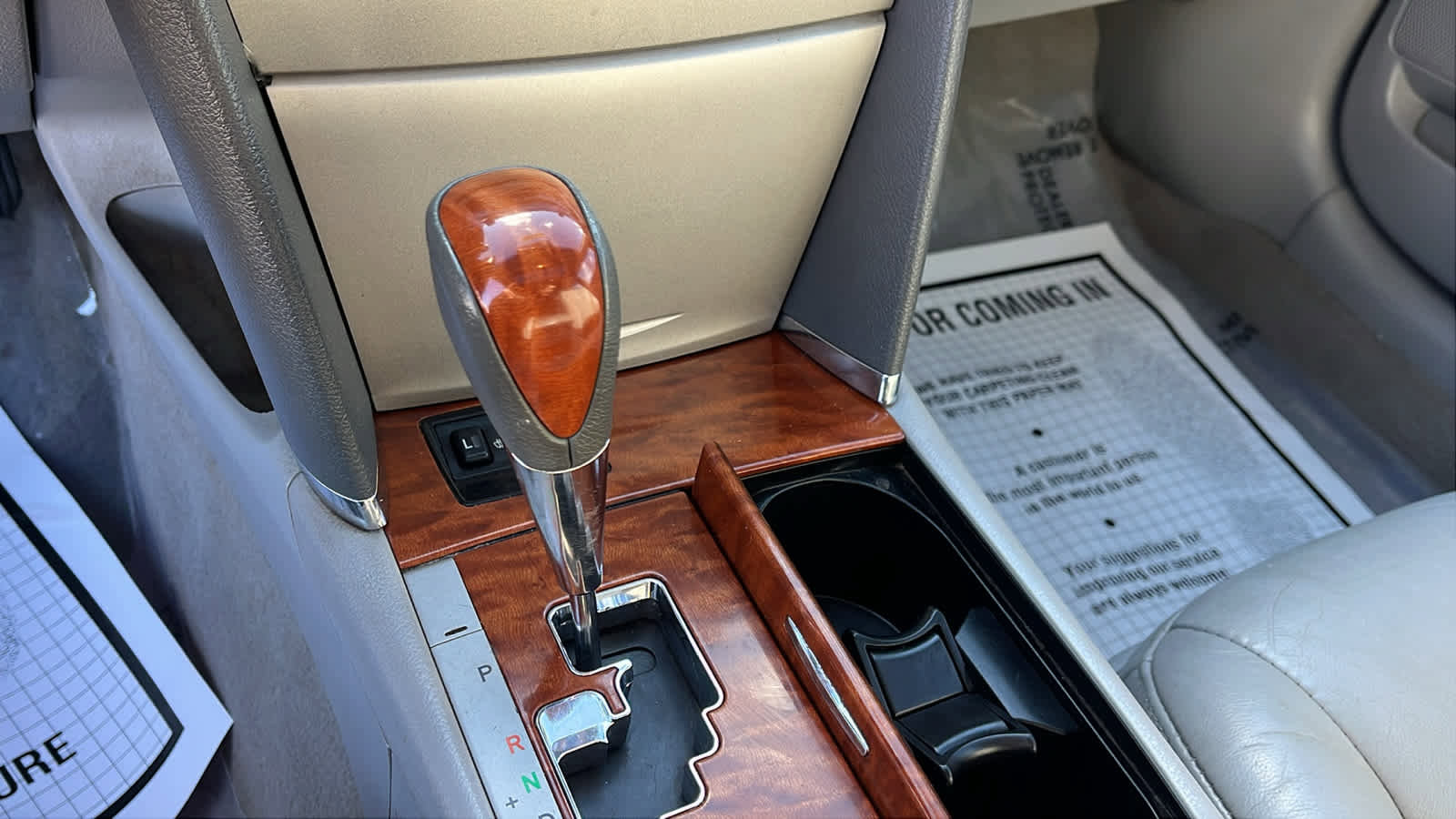 Used 2010 Toyota Camry XLE image 15