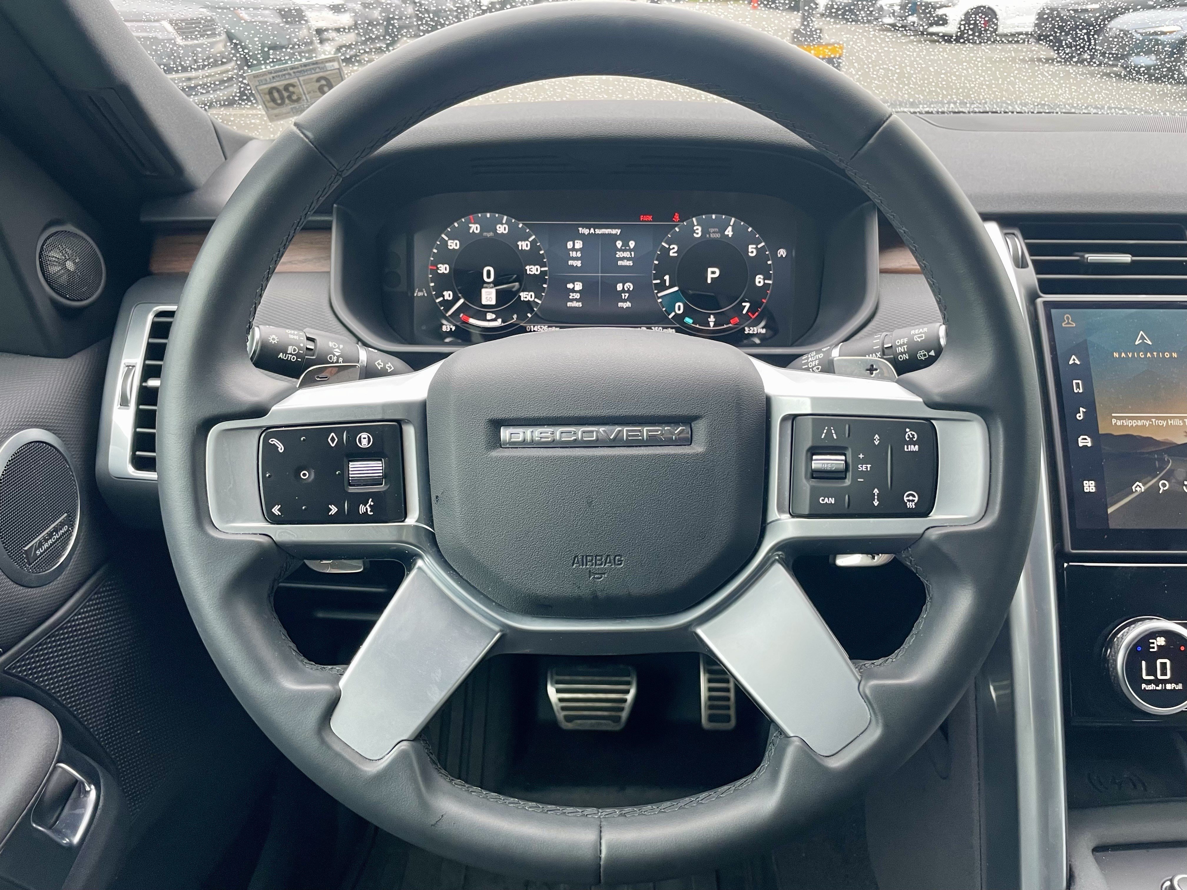 Certified 2025 Land Rover Discovery Dynamic SE AWD/4WD image 21