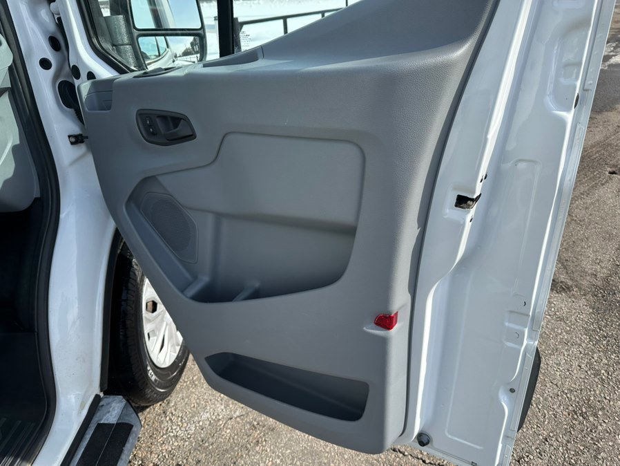 Used 2016 Ford Transit 250 130 Low Roof w/ Exterior Upgrade Package image 11