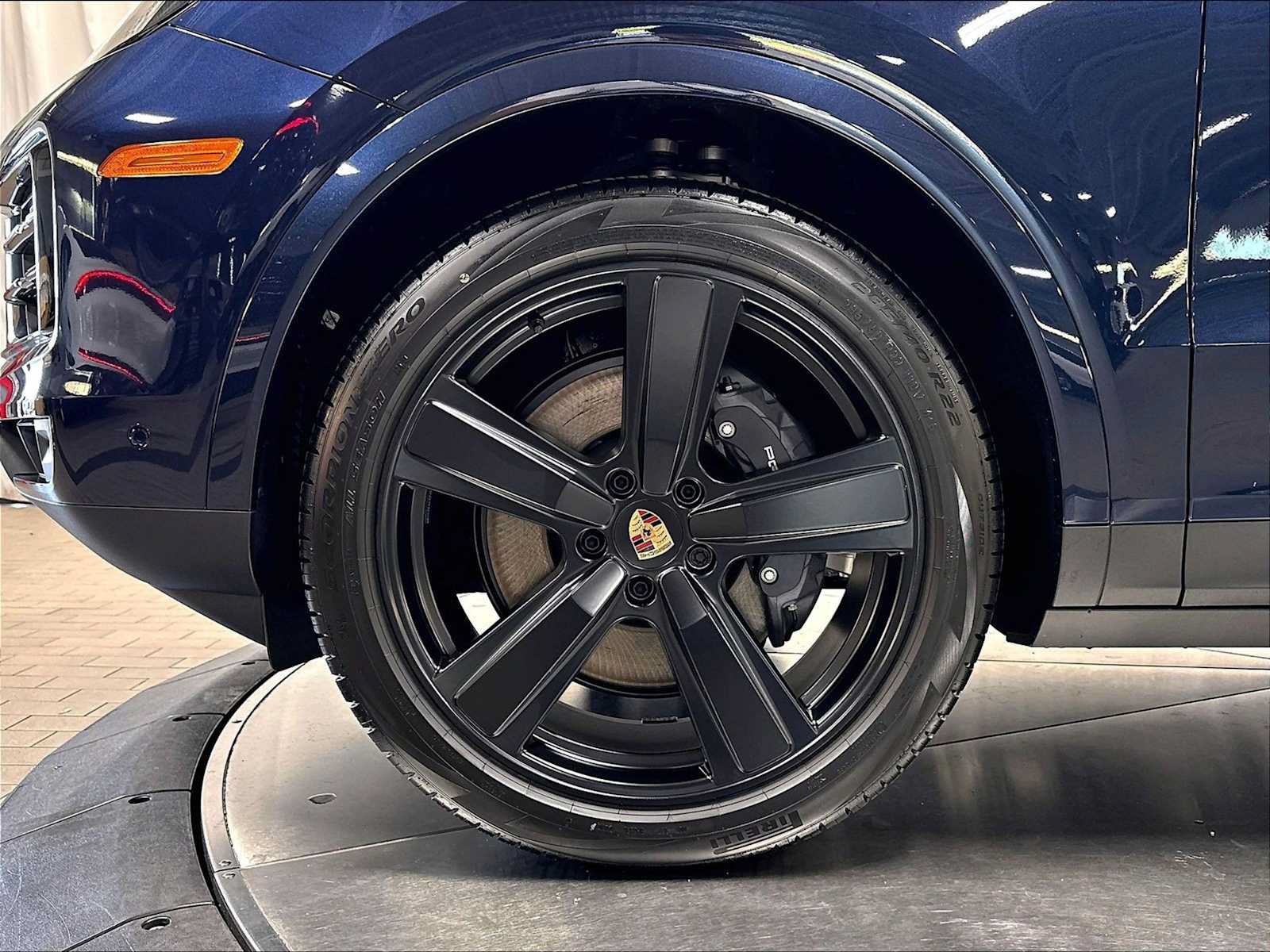 New 2026 Porsche Cayenne Coupe AWD/4WD image 11