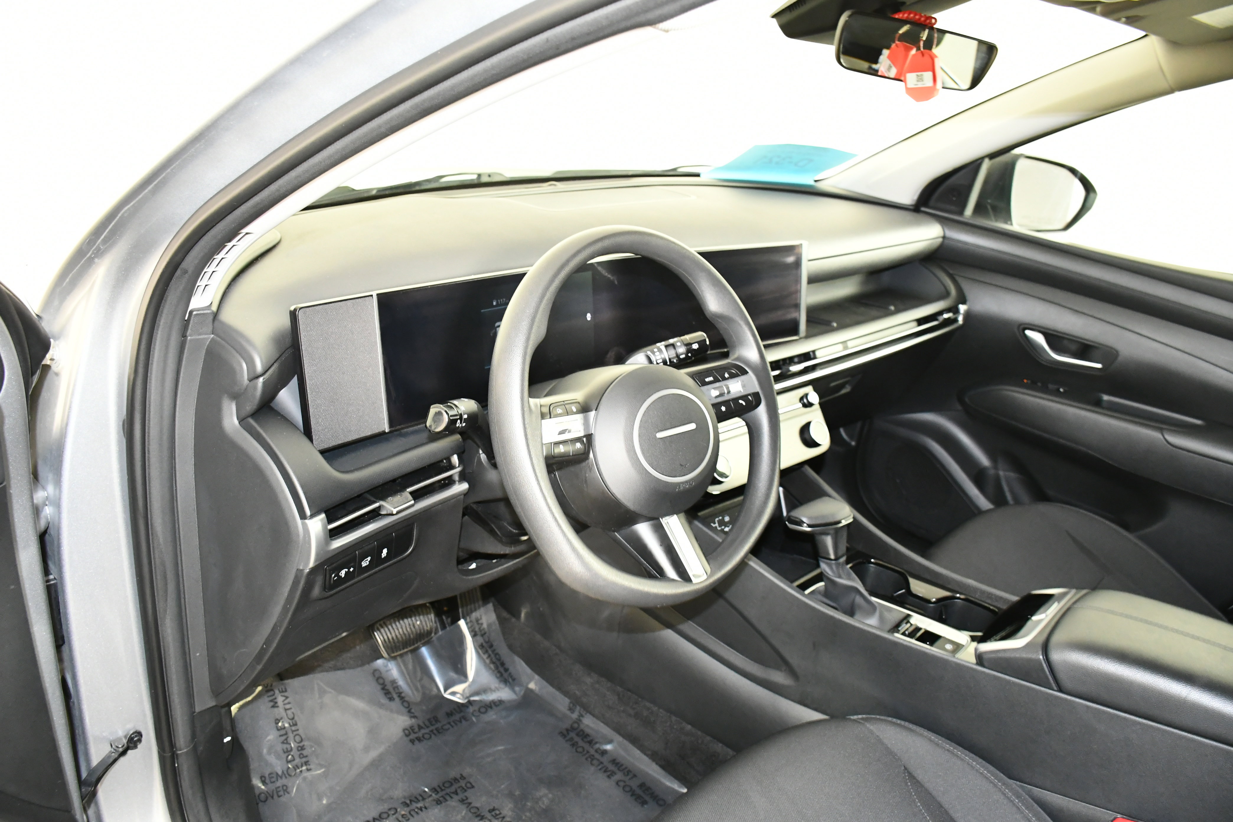 Used 2025 Hyundai Tucson SEL AWD/4WD image 37