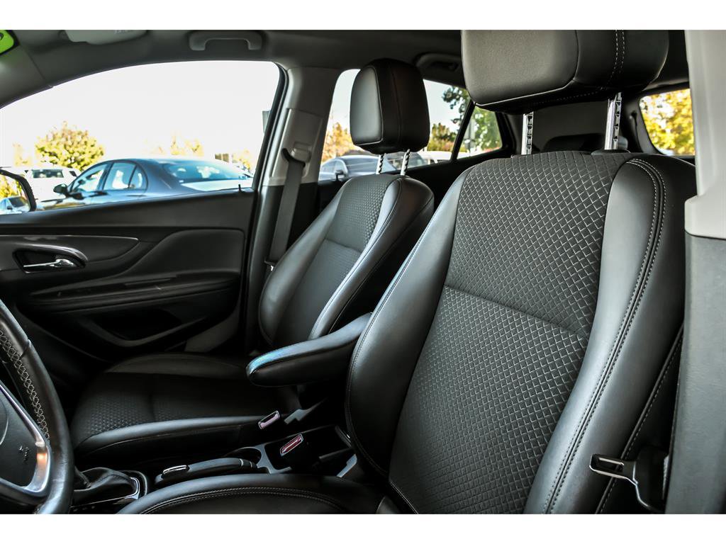 Used 2022 Buick Encore Preferred w/ Safety Package image 12