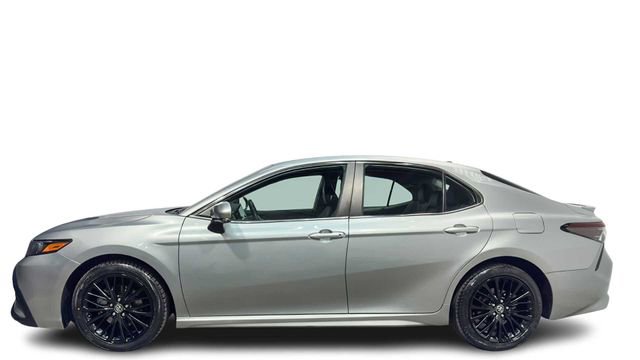 Used 2022 Toyota Camry SE w/ Convenience Package image 1