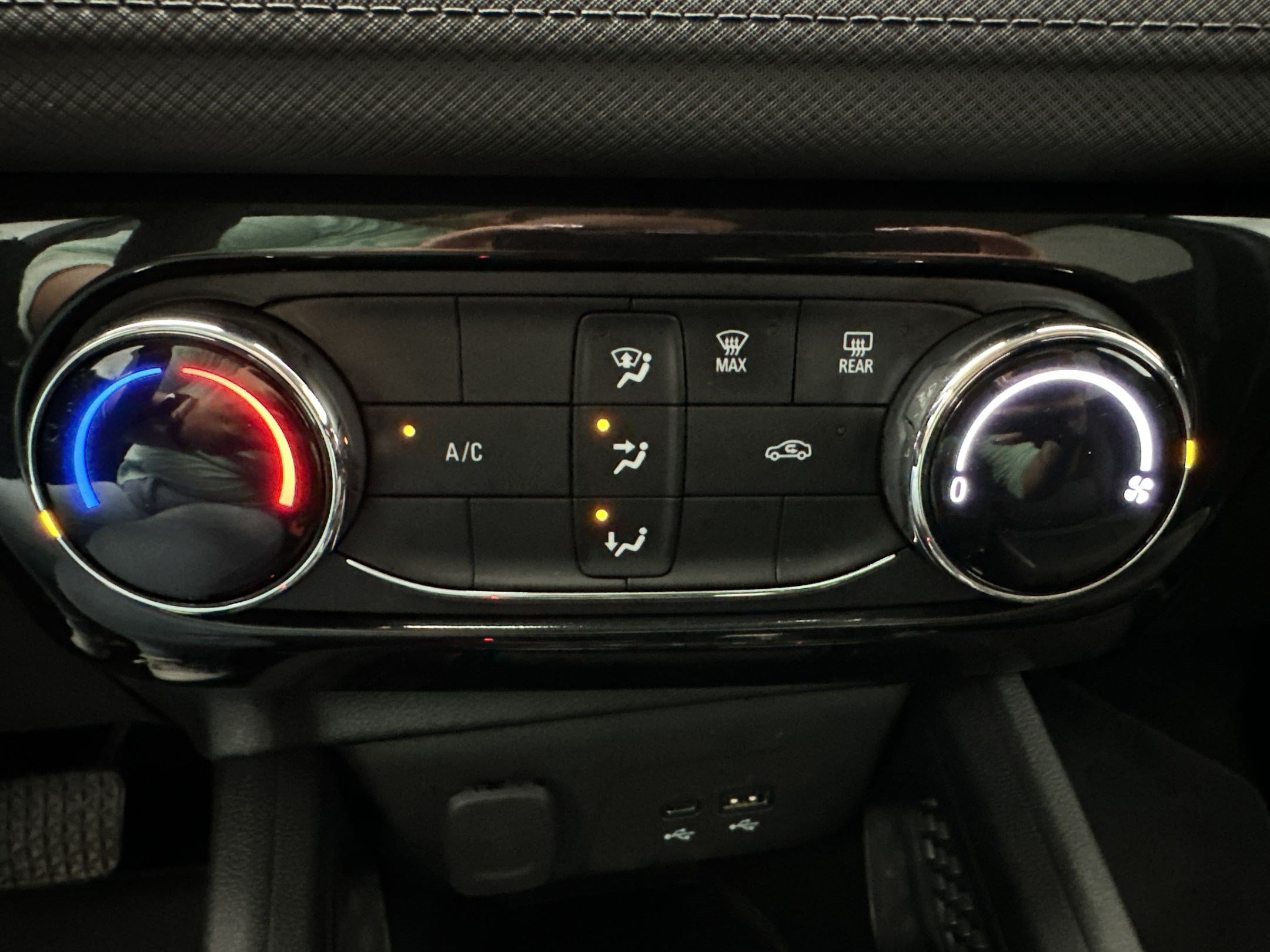 Certified 2024 Chevrolet TrailBlazer LT AWD/4WD image 18