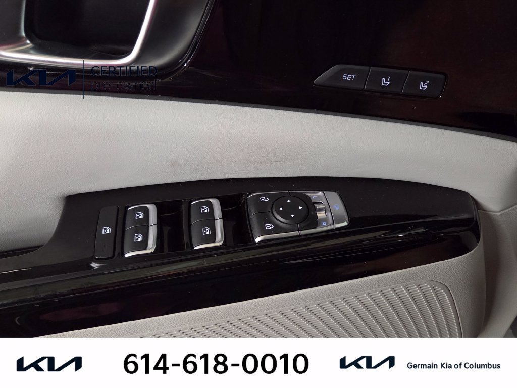 Certified 2023 Kia Carnival SX FWD image 25