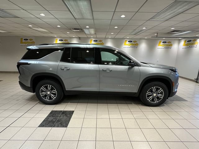 New 2026 Chevrolet Traverse LT w/ Driver Confidence Package image 3