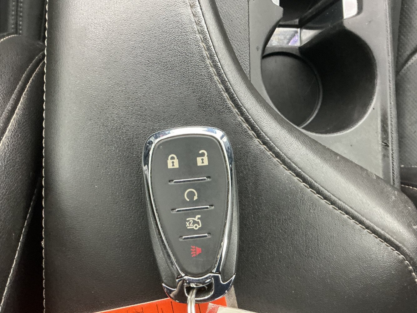 Used 2018 Chevrolet Camaro LT RWD image 37