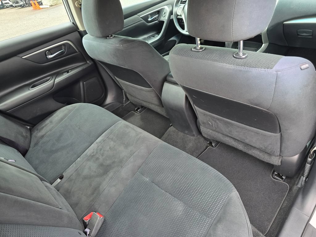 Used 2015 Nissan Altima 2.5 SV FWD image 26