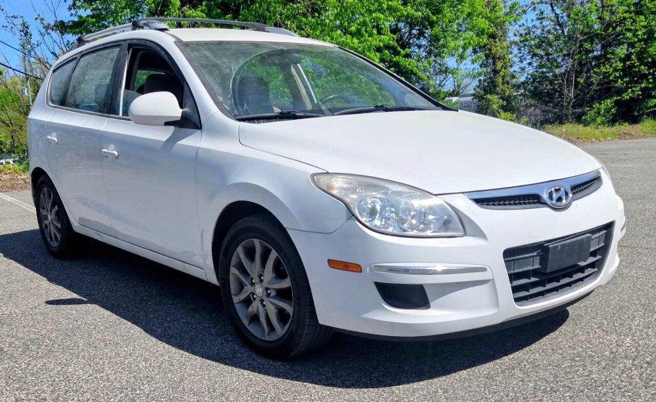 Used 2012 Hyundai Elantra w/ Preferred Pkg FWD image 3