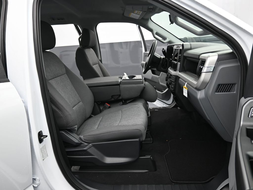 New 2026 Ford F350 4x4 Crew Cab Super Duty image 14