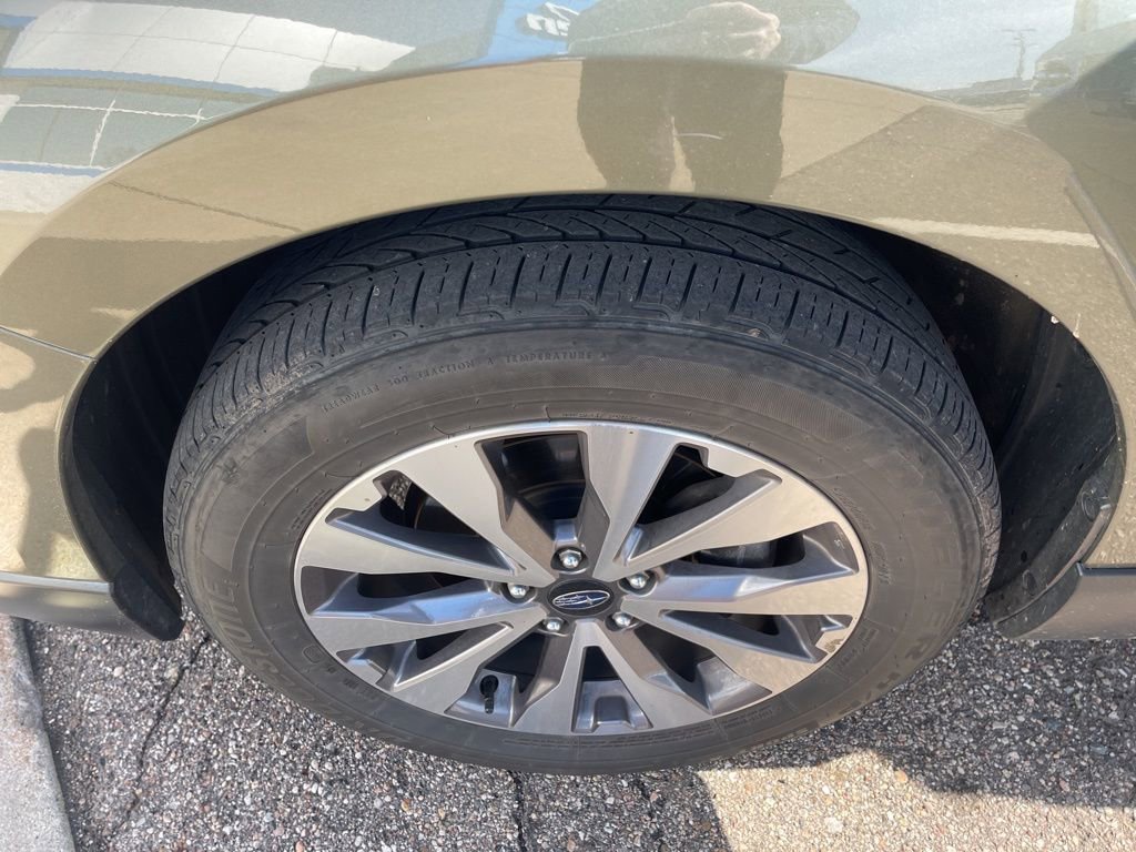 Used 2019 Subaru Outback 2.5i Touring image 21