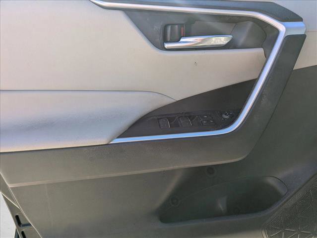 Certified 2022 Toyota RAV4 XLE Premium image 11