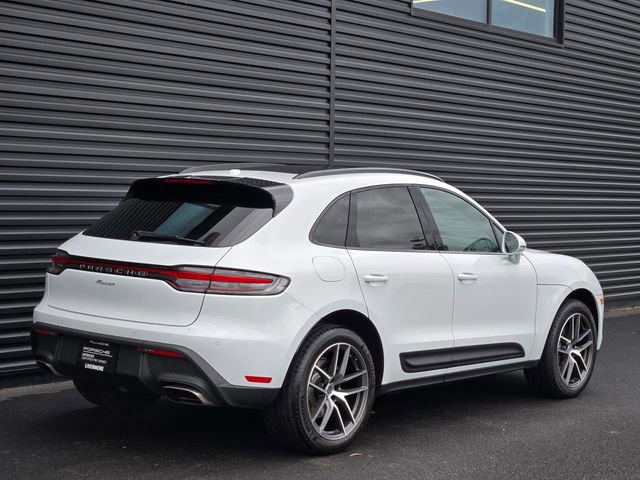Used 2025 Porsche Macan image 7