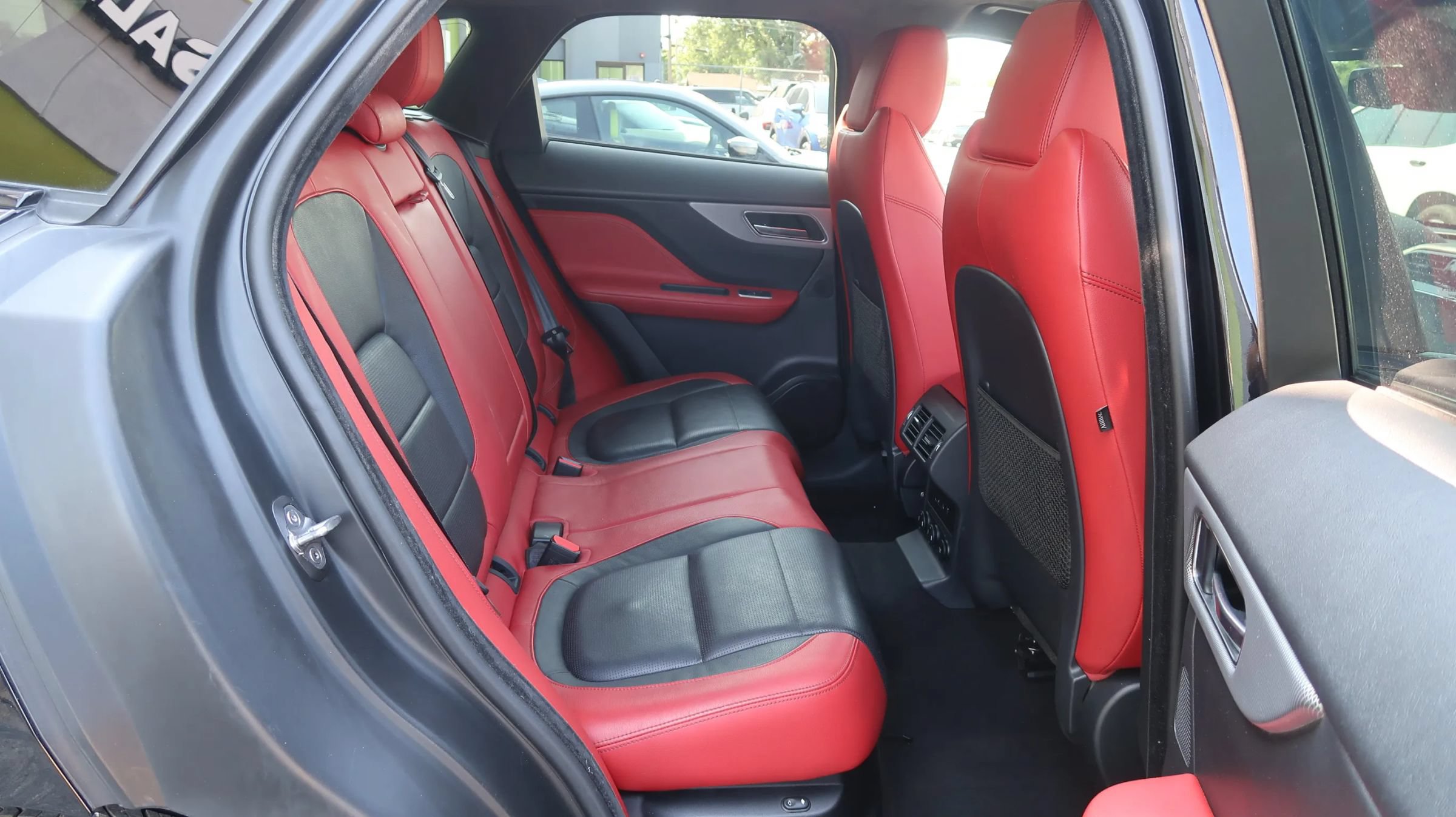 Used 2019 Jaguar F-PACE S AWD/4WD image 22