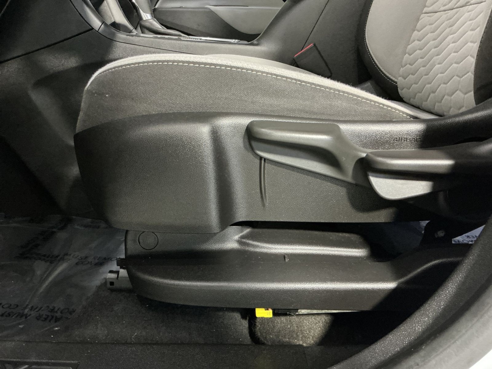 Used 2019 Chevrolet Equinox LS AWD/4WD image 15