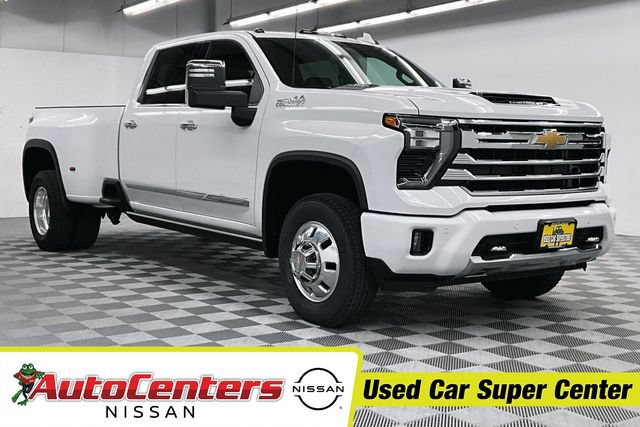 Used 2024 Chevrolet Silverado 3500 High Country w/ High Country Premium Package AWD/4WD video 1