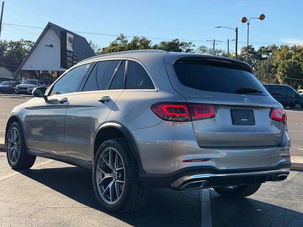Used 2020 Mercedes-Benz GLC 300 4MATIC image 53