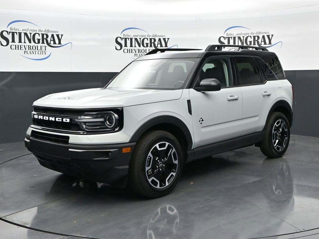 Used 2024 Ford Bronco Sport Outer Banks AWD/4WD image 3