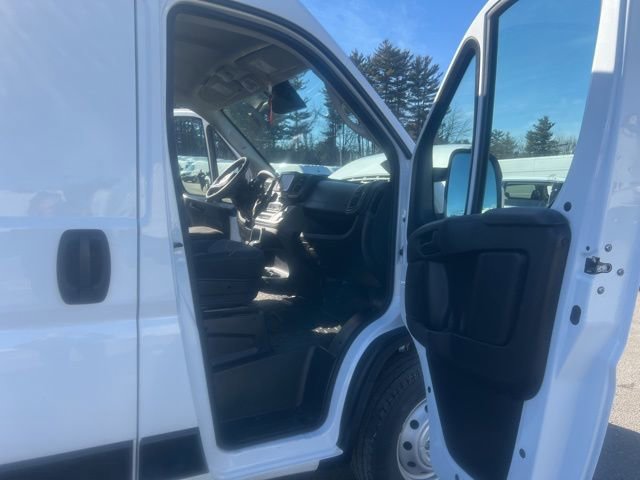 Used 2023 RAM ProMaster 2500 image 21