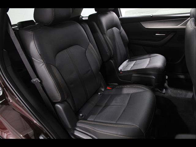 Certified 2024 MAZDA CX-90 Plug-In Hybrid w/ Premium Pkg image 18