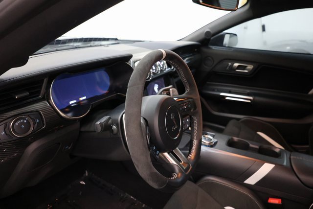 Used 2022 Ford Mustang Shelby GT500 w/ Carbon Fiber Track Pack image 84