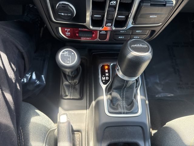 Used 2024 Jeep Gladiator Sport AWD/4WD image 21