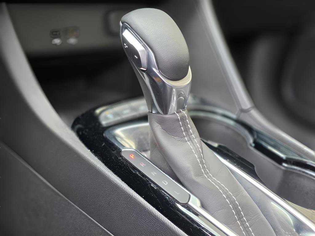 Used 2025 Buick Encore GX Preferred w/ Advanced Technology Package image 35