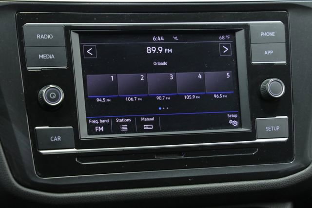 Used 2019 Volkswagen Tiguan S image 17