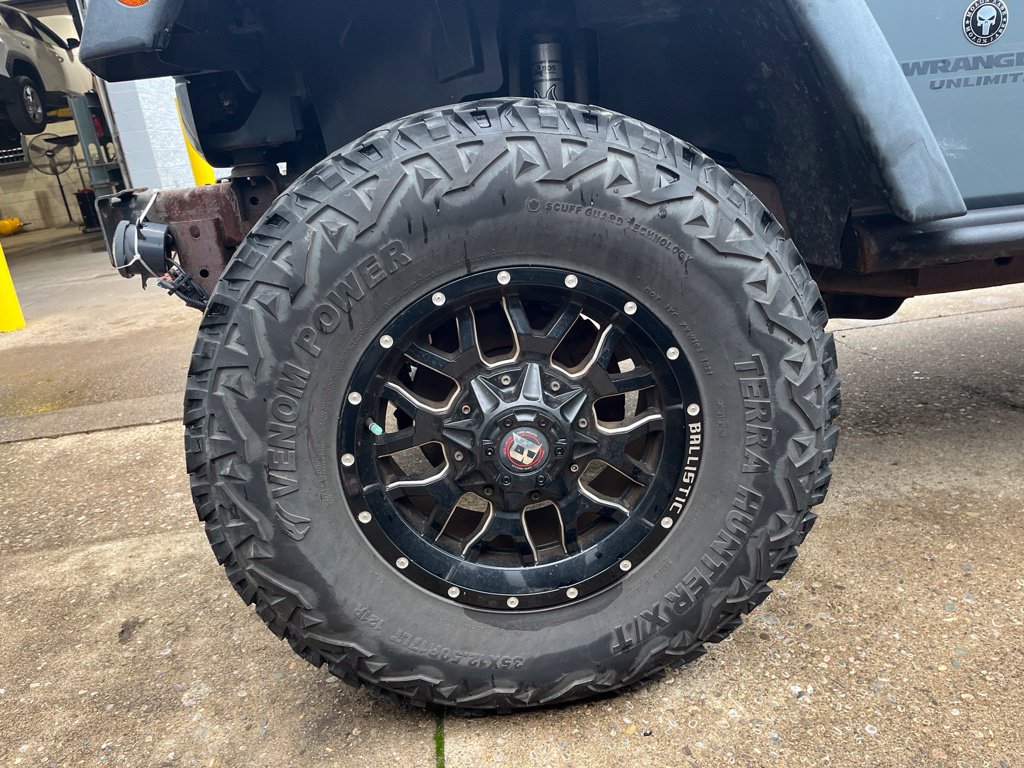 Used 2014 Jeep Wrangler Unlimited Rubicon AWD/4WD image 9