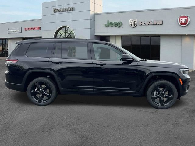New 2025 Jeep Grand Cherokee L Laredo AWD/4WD image 8