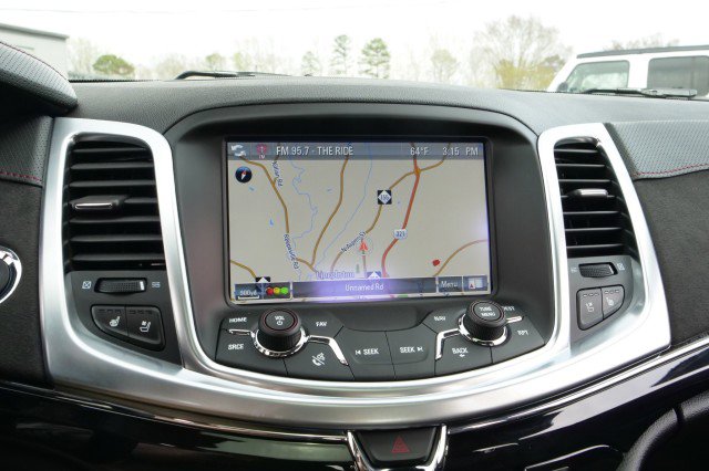 Used 2015 Chevrolet SS / 6.2L V8 / Sunroof / Heated & image 4