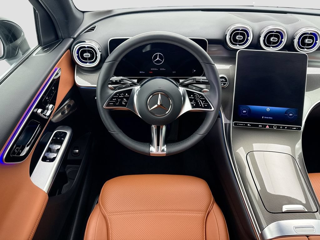 Used 2026 Mercedes-Benz GLC 300 image 10