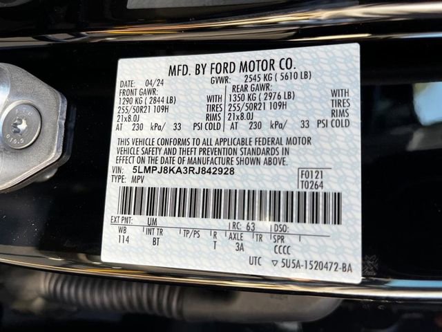 New 2024 Lincoln Nautilus Reserve w/ Equipment Group 202A image 19