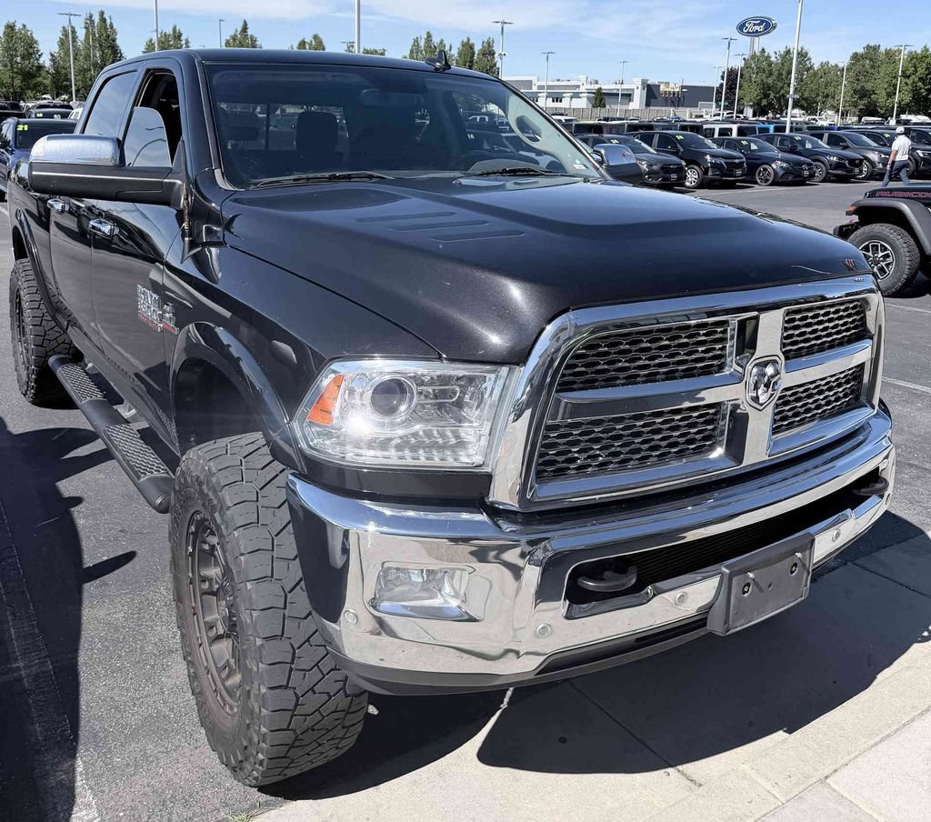 Used 2018 RAM 3500 Laramie AWD/4WD image 2