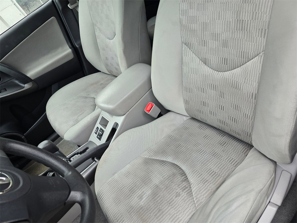 Used 2012 Toyota RAV4 FWD image 23