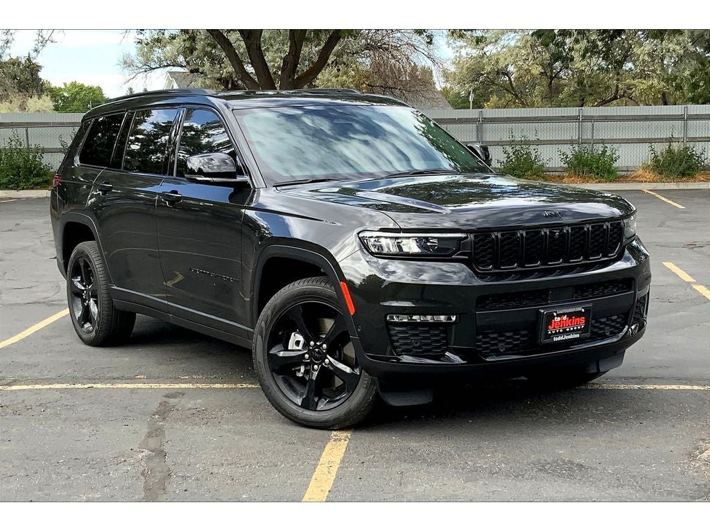 Used 2024 Jeep Grand Cherokee L Limited w/ Luxury Tech Group II AWD/4WD image 2
