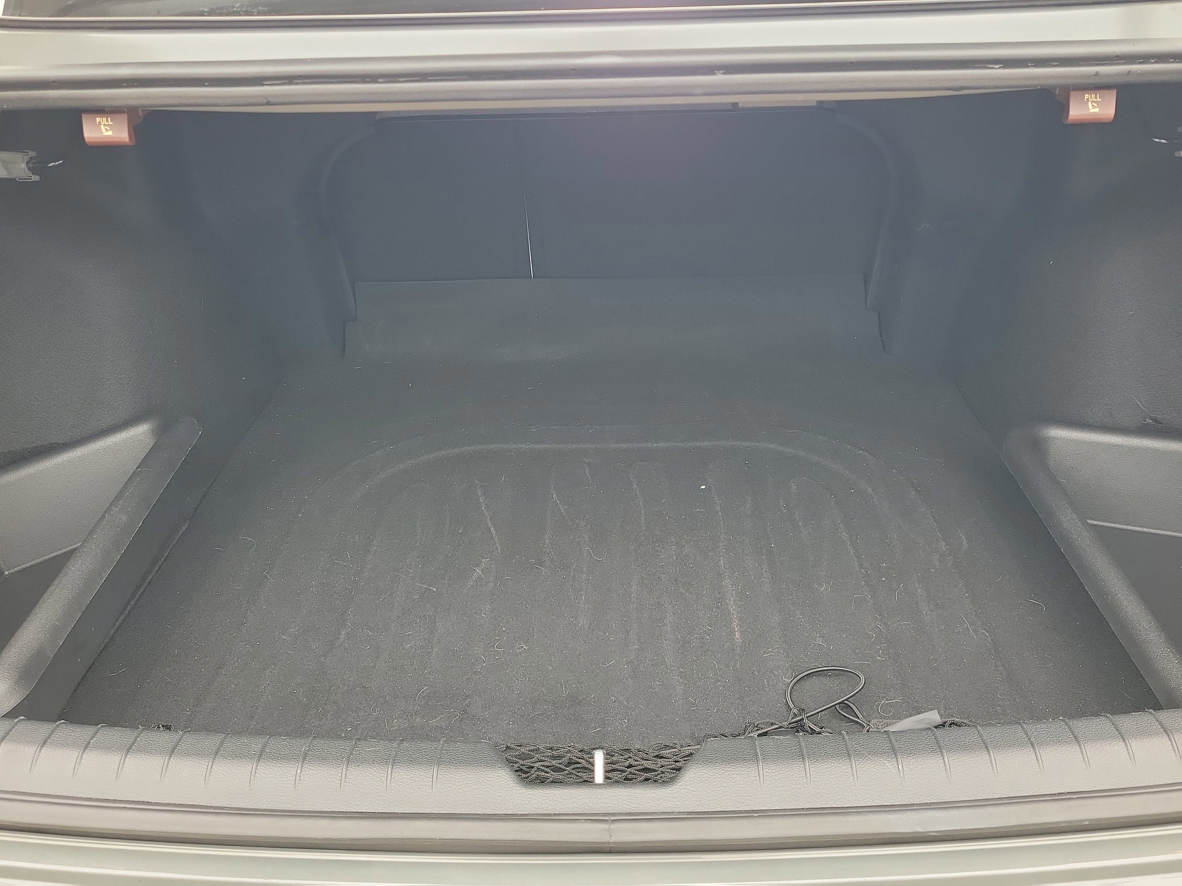 Used 2023 Hyundai Sonata Limited w/ Preferred Accessory Package image 8