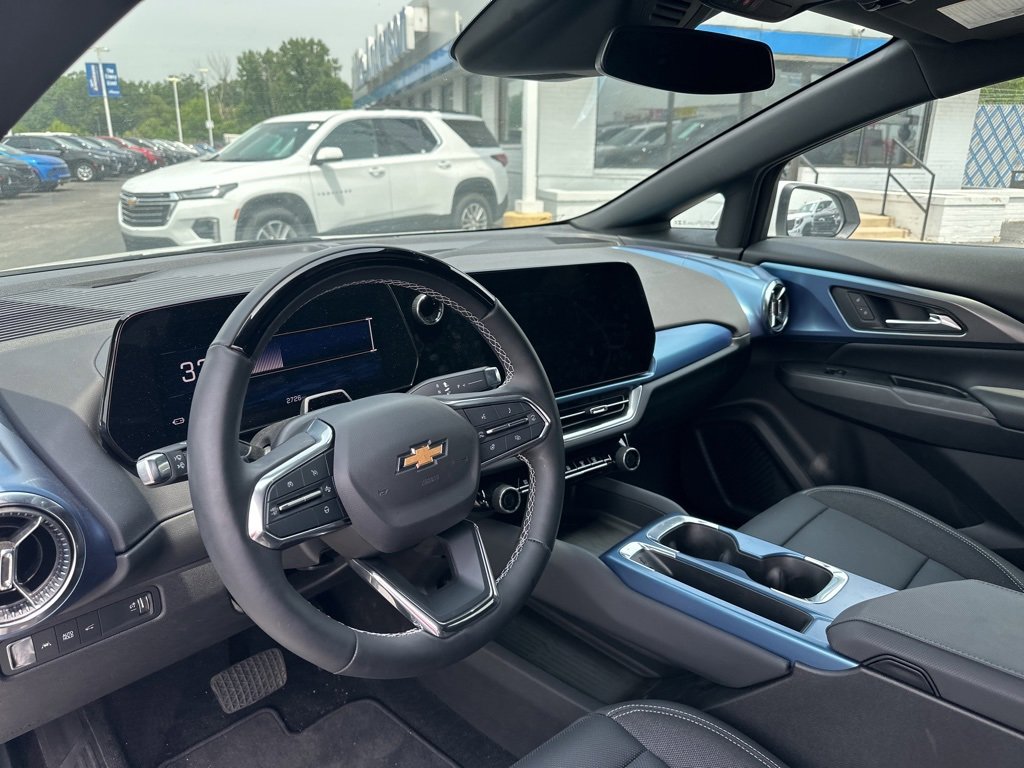 Used 2024 Chevrolet Equinox EV LT w/ Active Safety Package 3 image 31