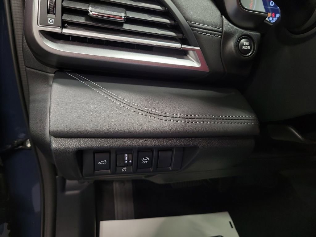 Used 2025 Subaru Outback Limited image 20