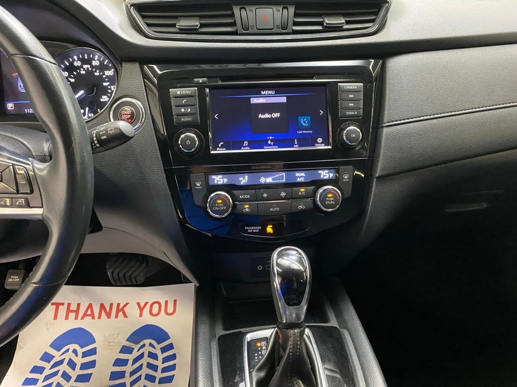 Used 2018 Nissan Rogue SV AWD/4WD image 22