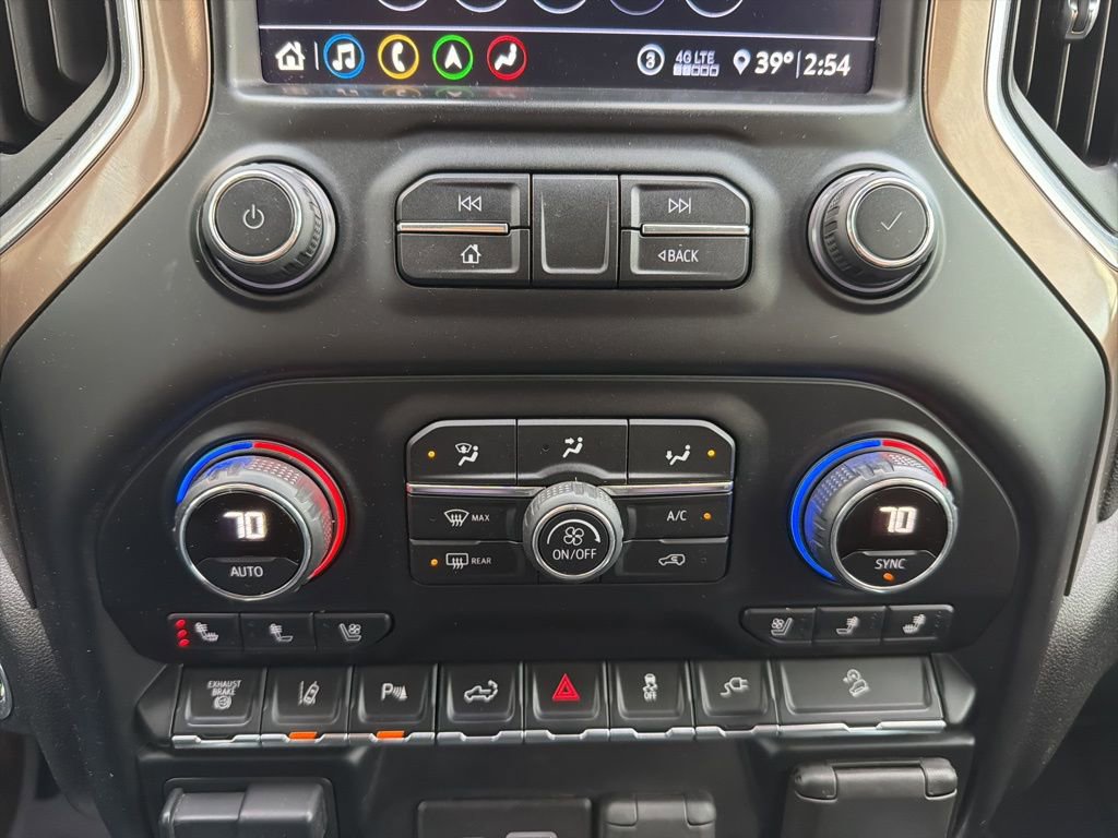 Used 2020 Chevrolet Silverado 3500 High Country image 35