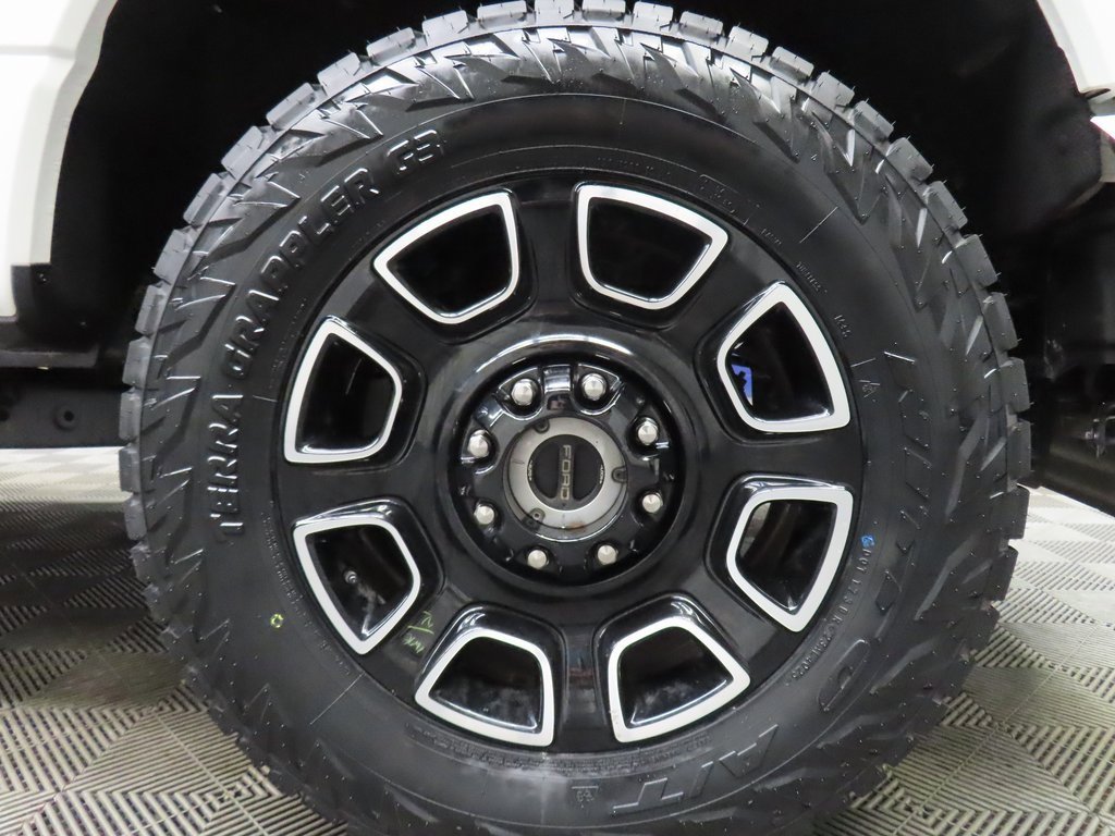 Used 2025 Ford F250 Platinum image 8