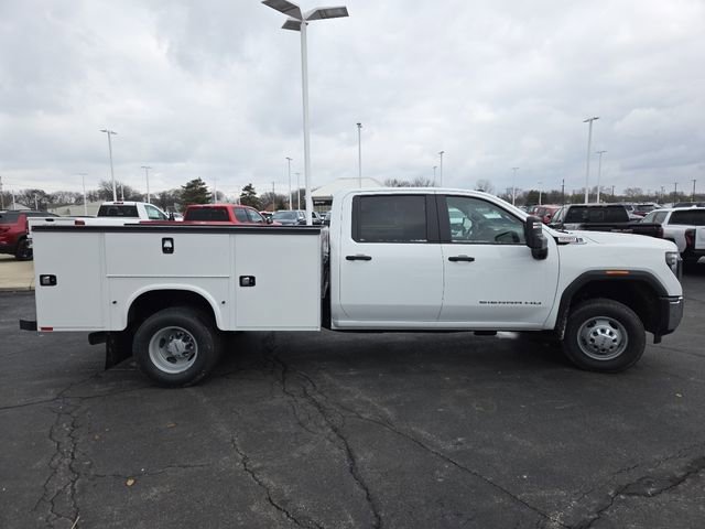 New 2025 GMC Sierra 3500 Pro w/ Convenience Package image 16
