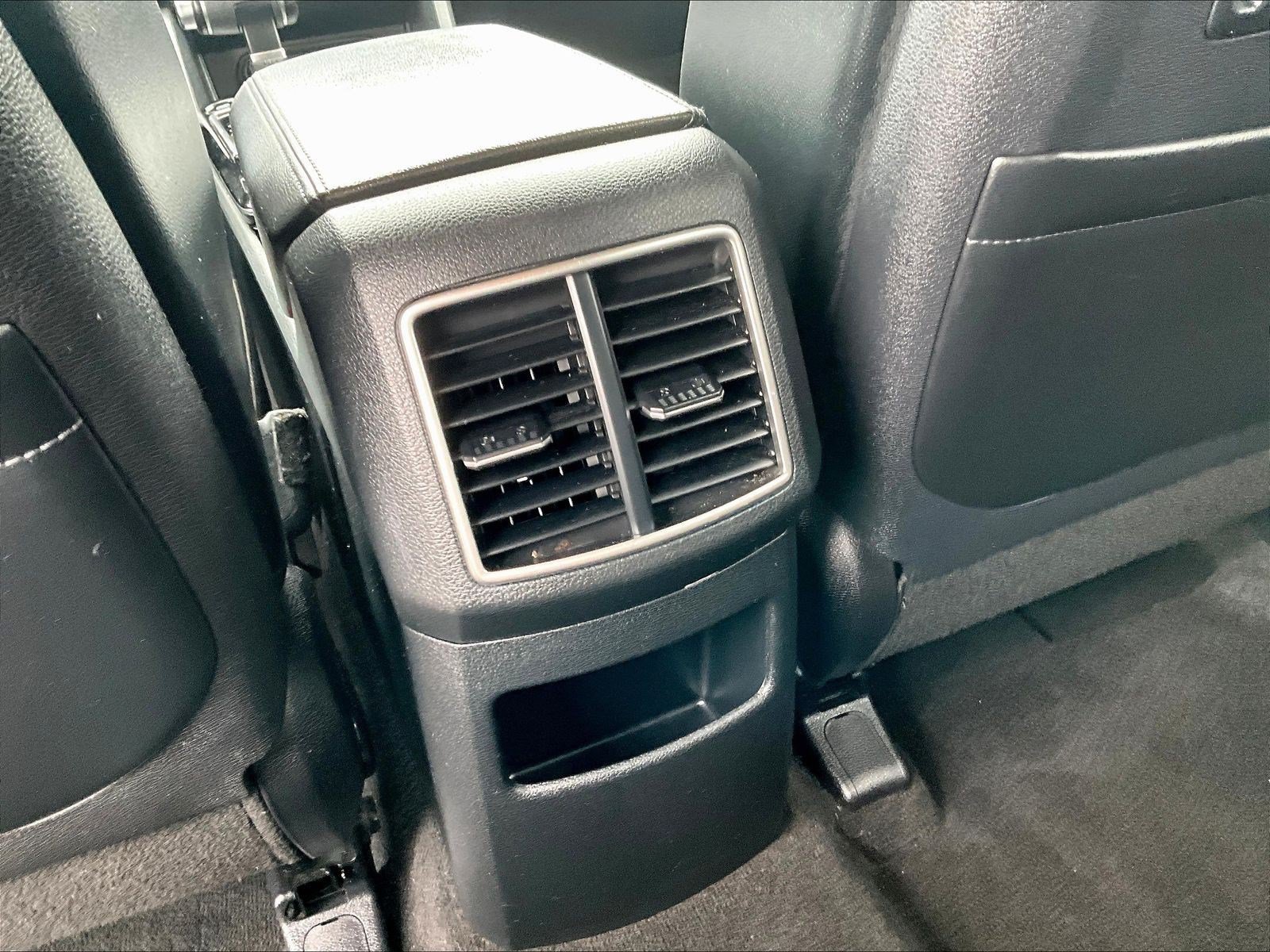Used 2023 Kia Sportage EX AWD/4WD image 10