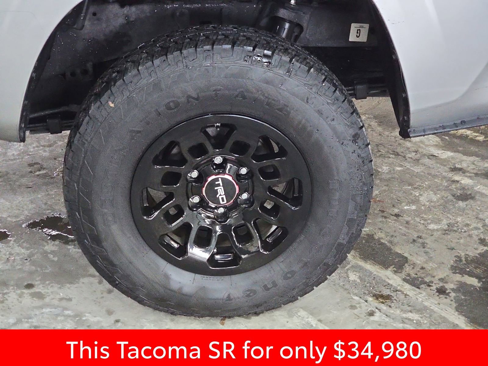 Used 2022 Toyota Tacoma SR image 39