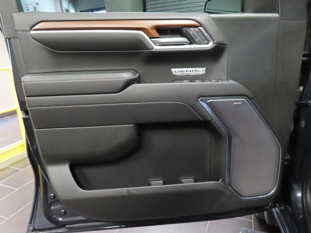 Used 2023 GMC Sierra 1500 Denali w/ Denali Reserve Package AWD/4WD image 9